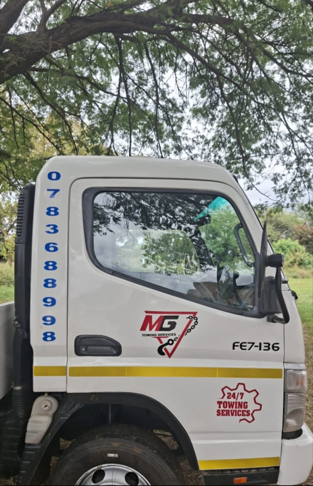 MG Towing Services tow truck
